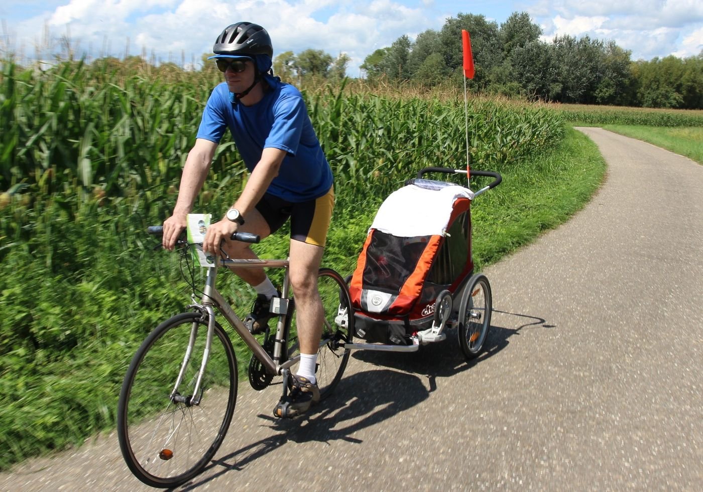 Corsaire 1 en utilisation remorque à vélo