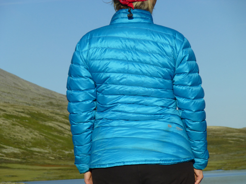 L'arrière de la doudoune Apron Lady