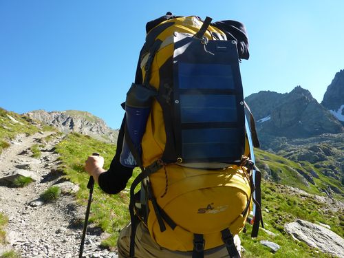 panneau solaire randonnee