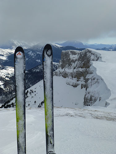 Test des skis au sommet de la Montagnette - Vercors