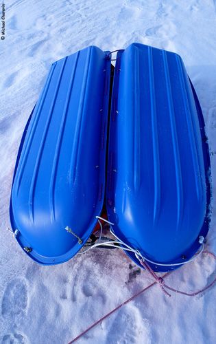 pulka_snowsled_plastique_bleu_17.jpg