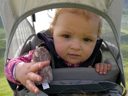 Bébé dans l'Osprey Poco Plus