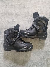 Chaussures CRISPI SVARTISEN BC