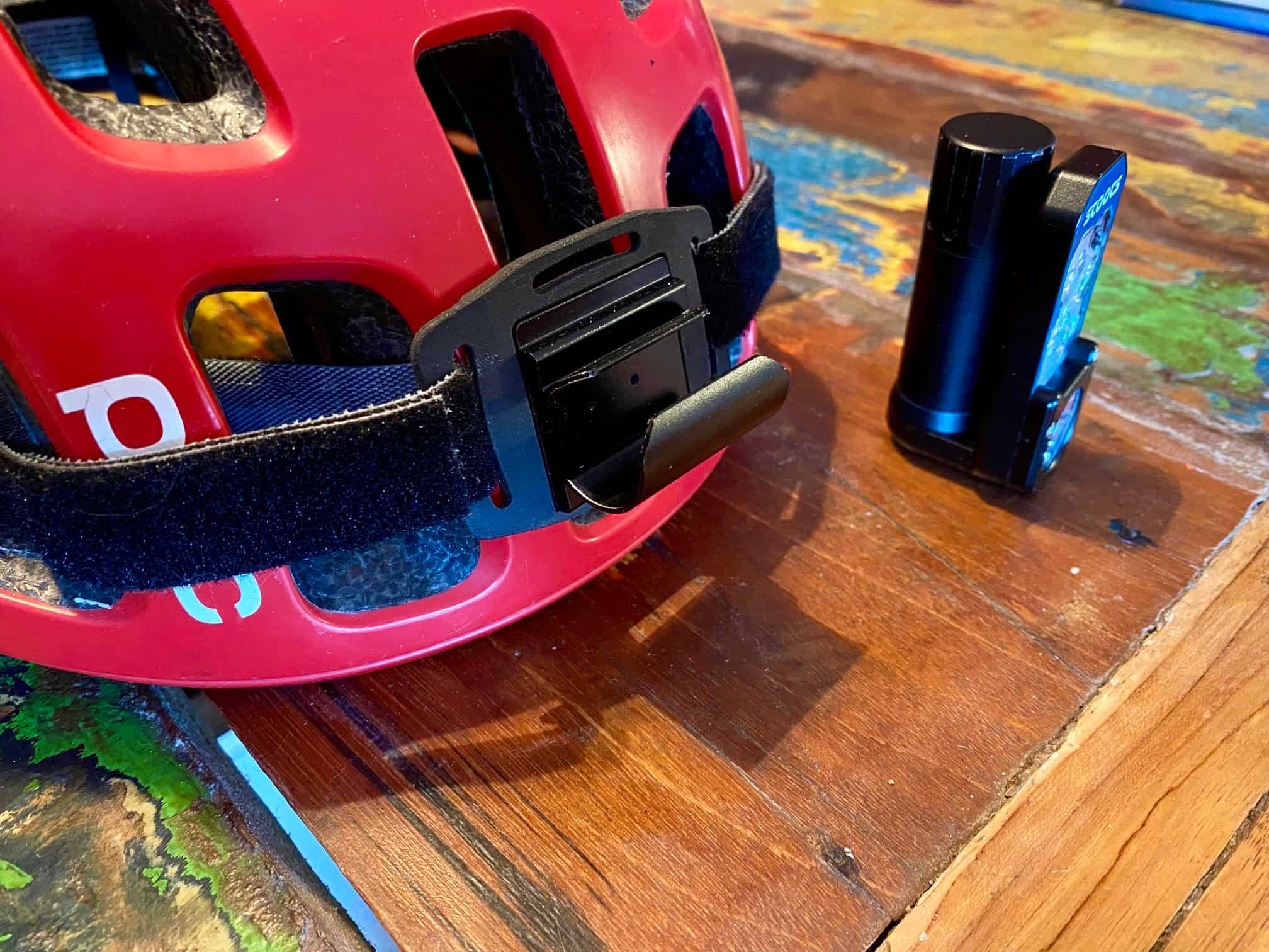4 support casque.jpg