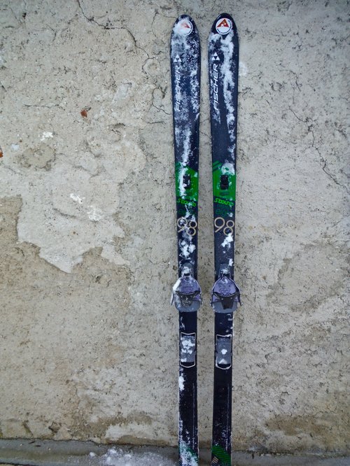 skis-fischer-s-bound-98--min.jpg