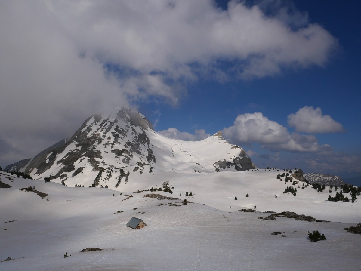 cabane-des-aiguillettes-vercors.JPG