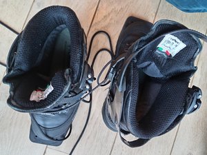 Chaussures CRISPI SVARTISEN75 GTX